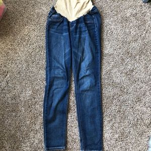 Jessica Simpson over the belly maternity jeans